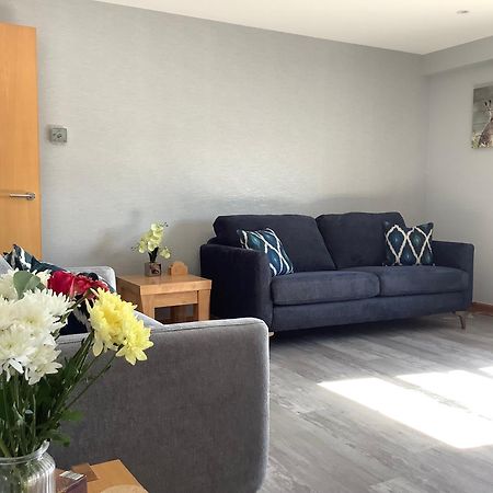 37 Farraline Court, City Centre Apartment Инвернес Екстериор снимка
